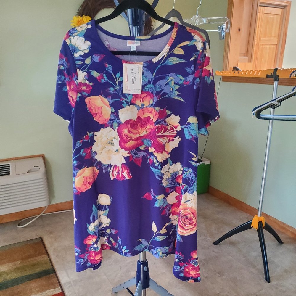 Lularoe Melissa top size 2XL - NWT